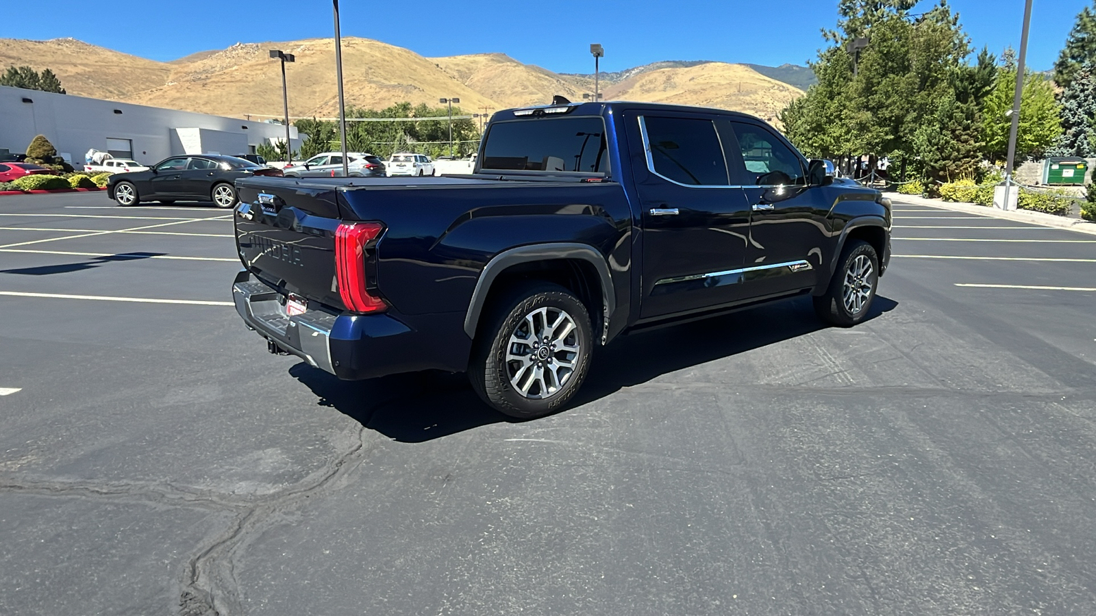 2022 Toyota Tundra 4WD 1794 Edition 3