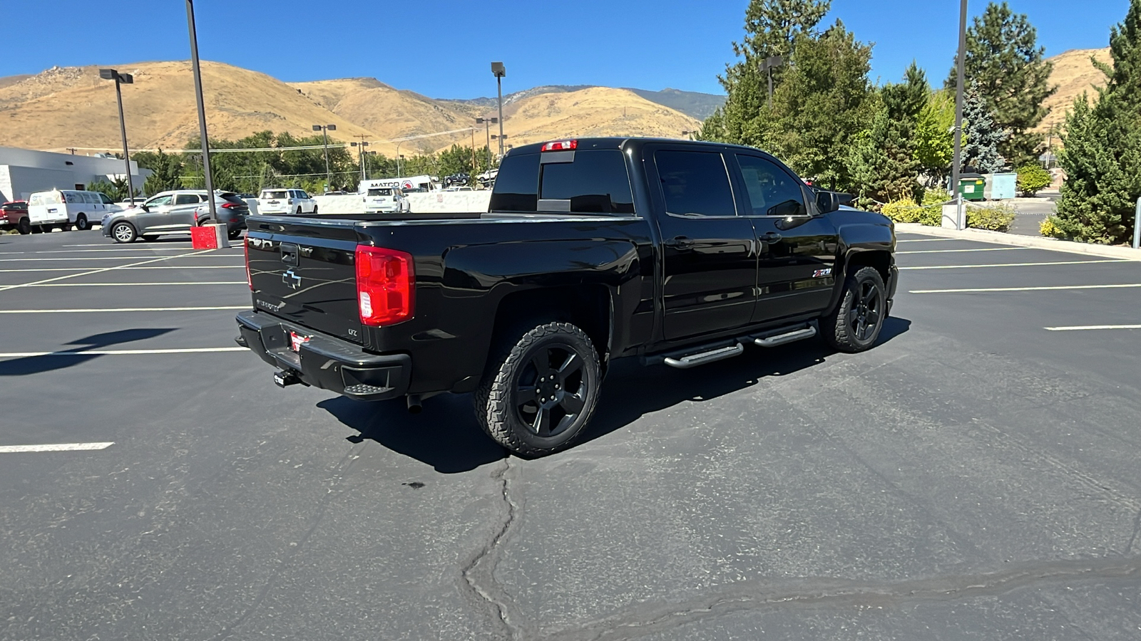 2017 Chevrolet Silverado 1500 LTZ 3