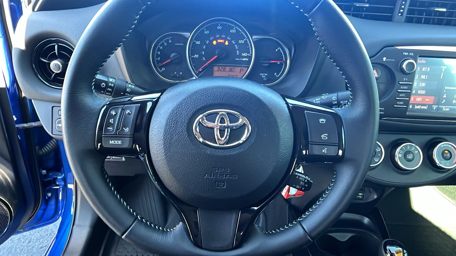 2018 Toyota Yaris SE 13