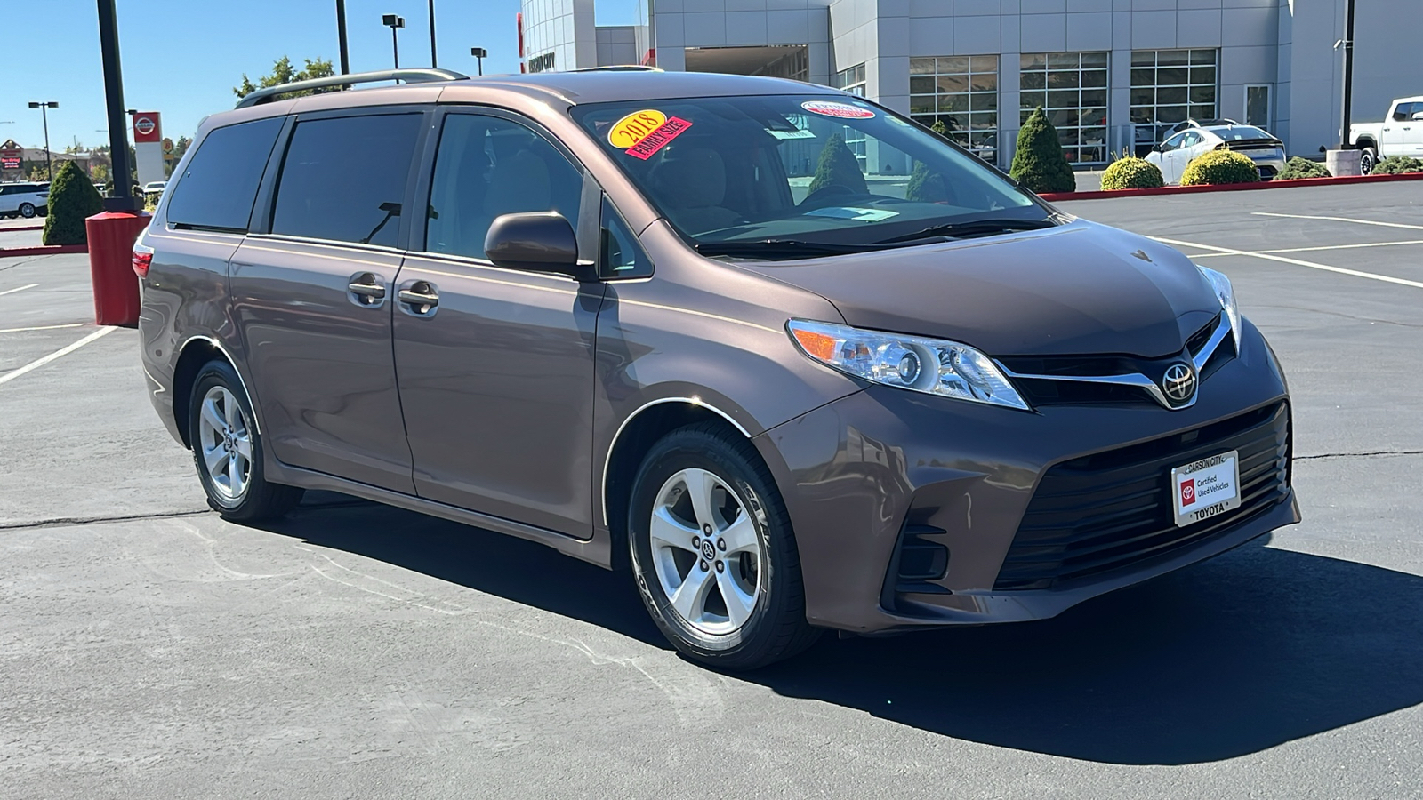 2018 Toyota Sienna LE 1