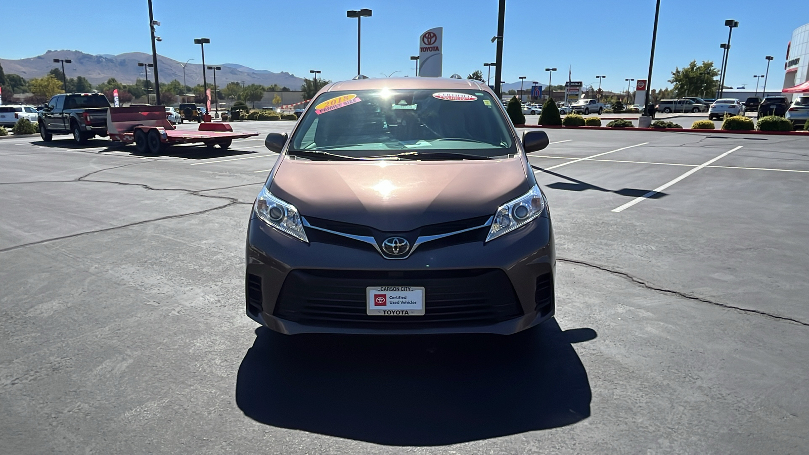 2018 Toyota Sienna LE 8