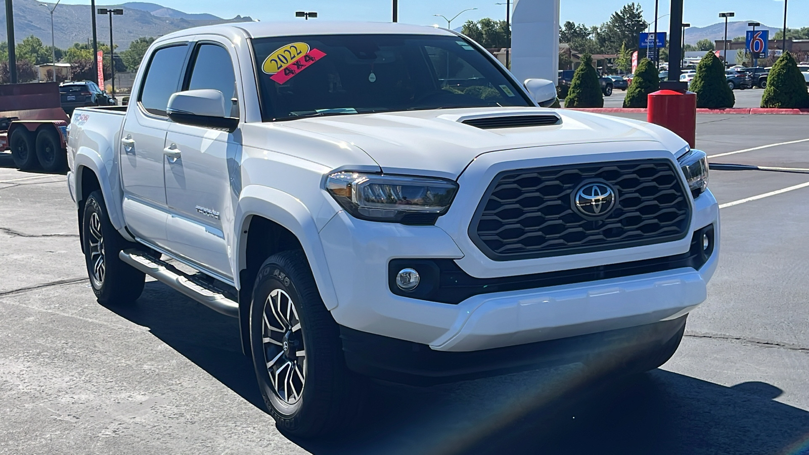 2022 Toyota Tacoma 4WD TRD Sport 1