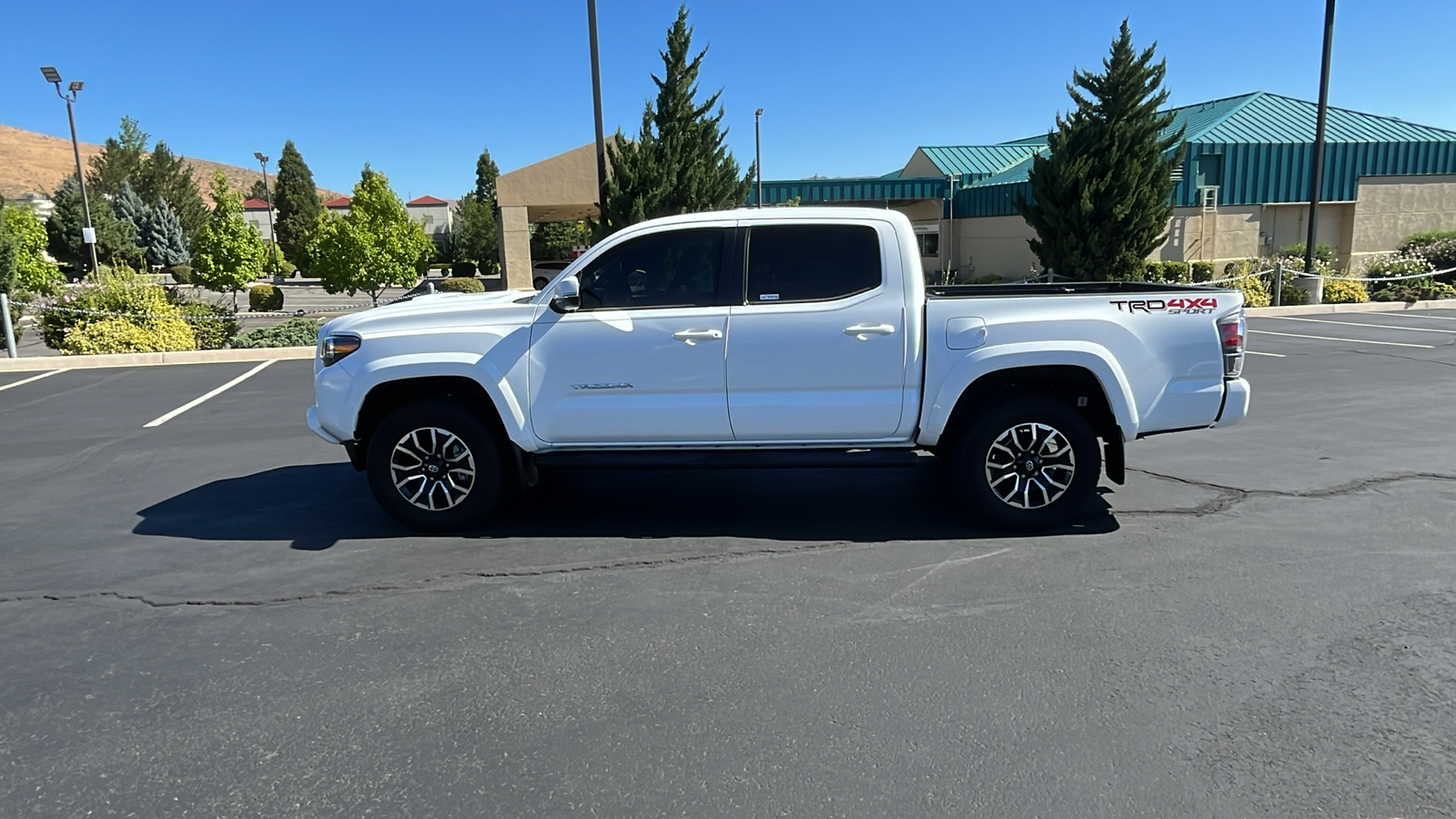 2022 Toyota Tacoma 4WD TRD Sport 6