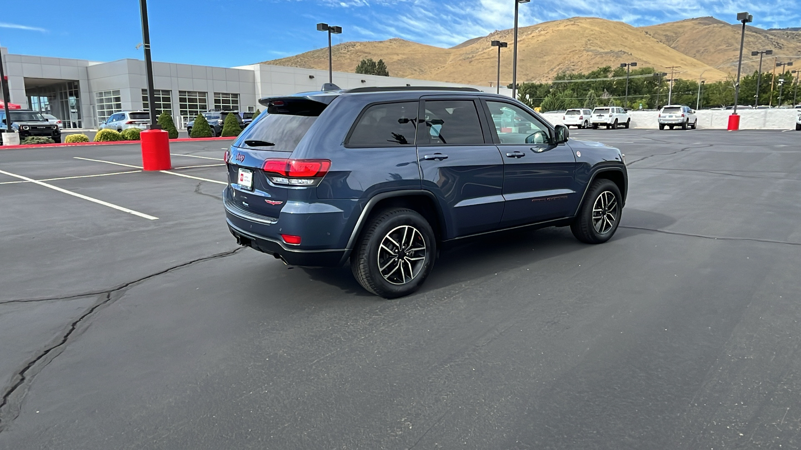 2020 Jeep Grand Cherokee Trailhawk 3