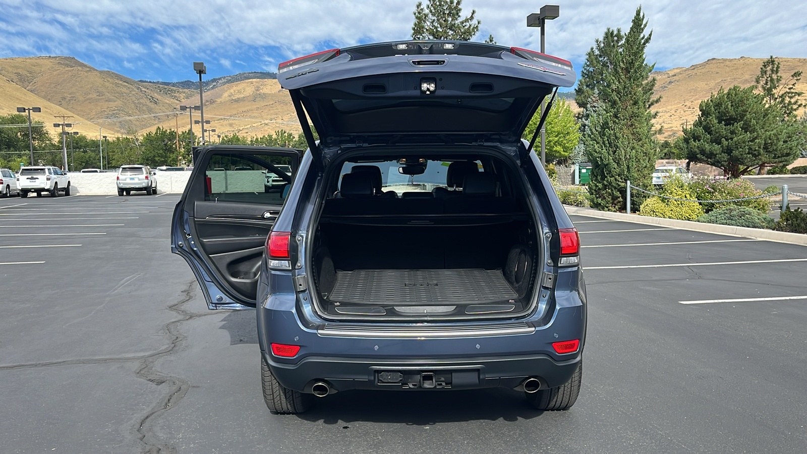 2020 Jeep Grand Cherokee Trailhawk 10