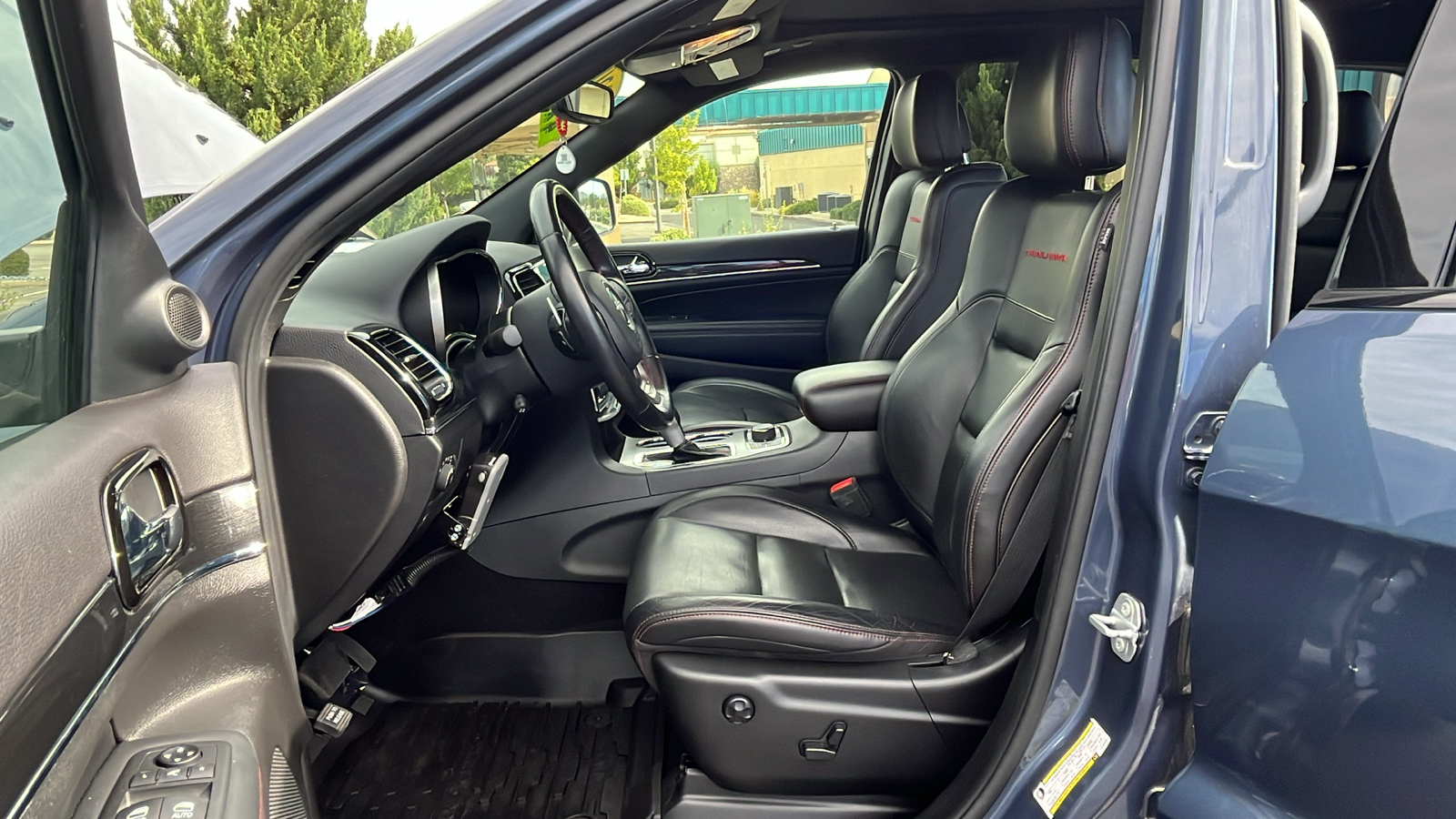 2020 Jeep Grand Cherokee Trailhawk 12