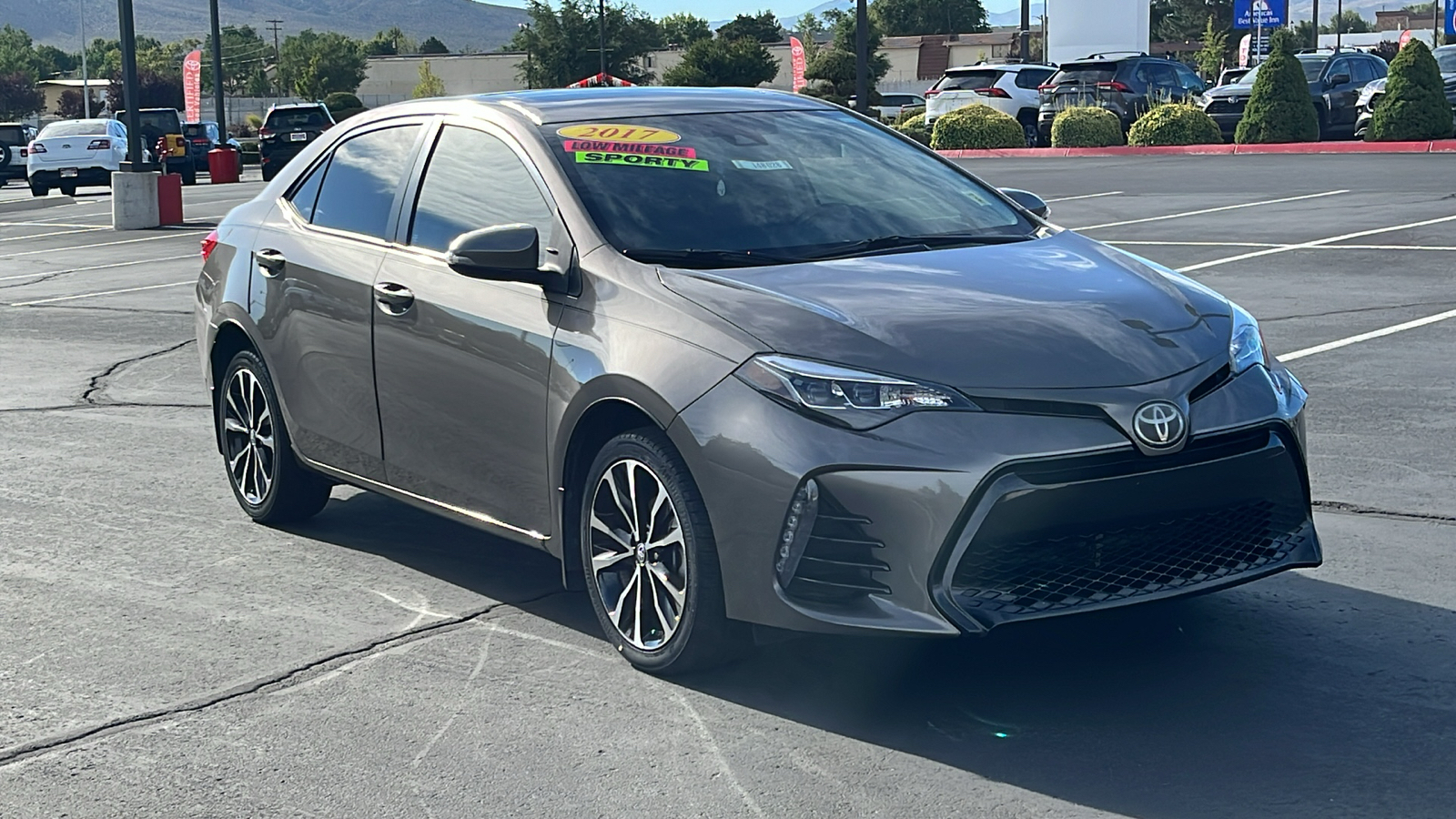 2017 Toyota Corolla SE 1