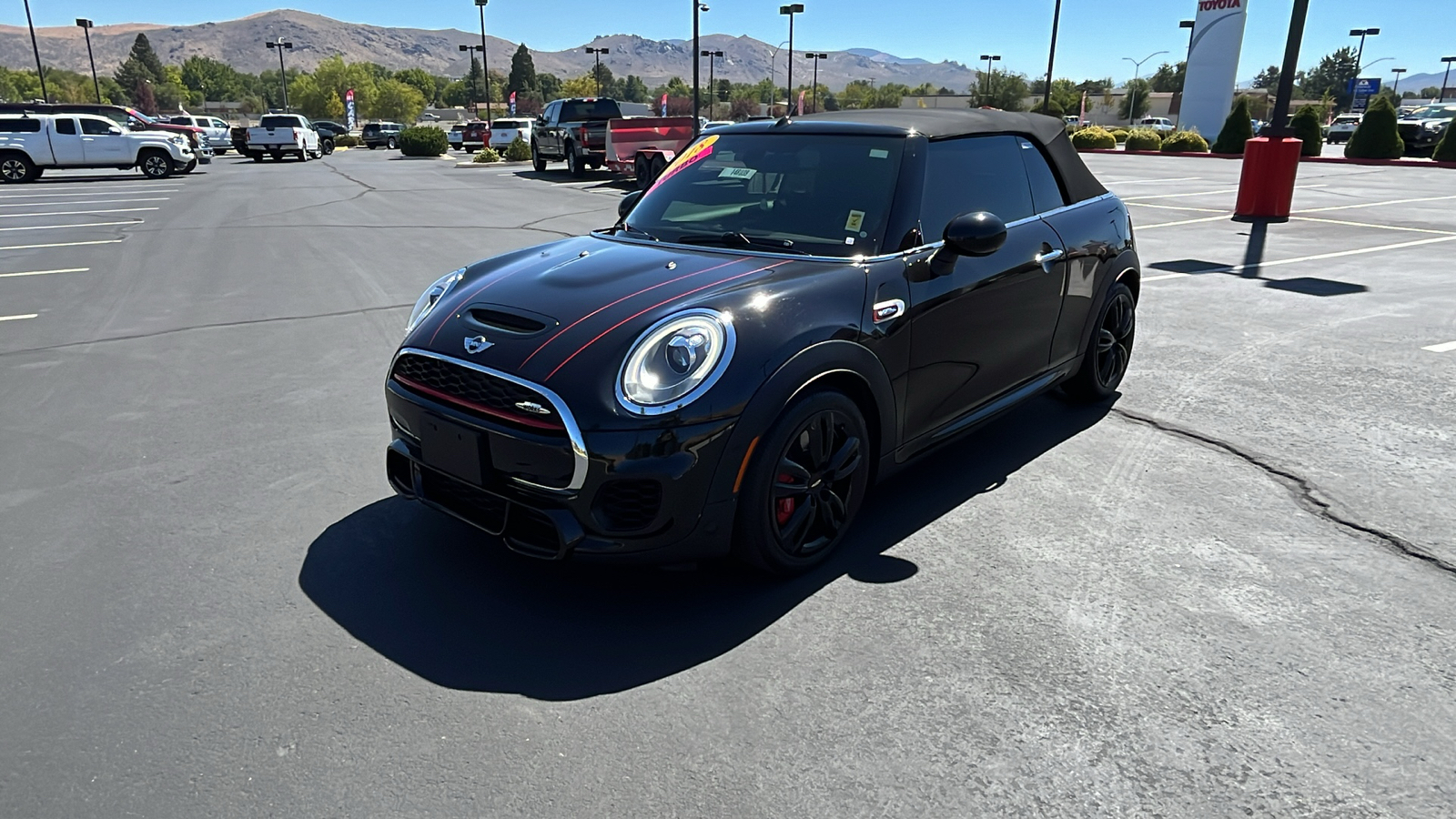 2018 MINI Convertible John Cooper Works 7