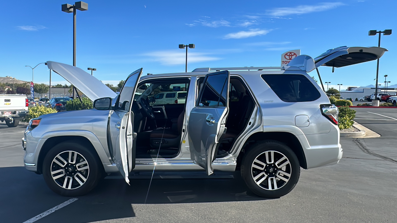 2020 Toyota 4Runner Limited 11