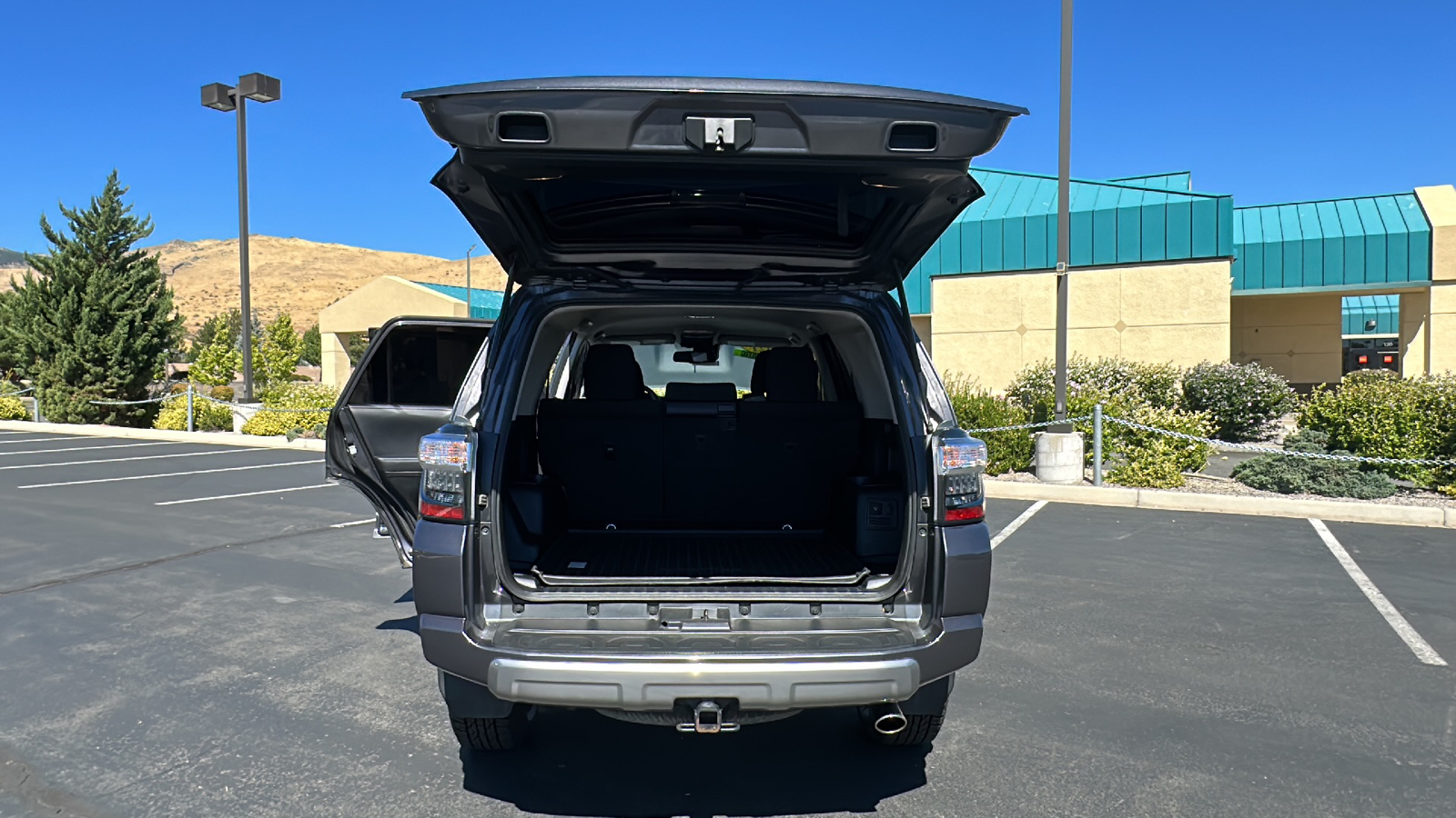 2021 Toyota 4Runner TRD Off Road 10