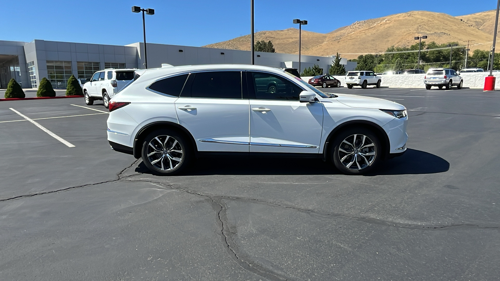 2022 Acura MDX w/Technology Package 2