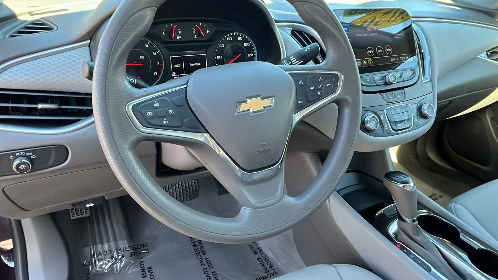 2020 Chevrolet Malibu LS 16