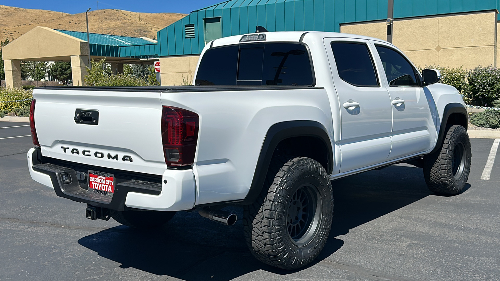 2023 Toyota Tacoma 4WD TRD Off Road 3