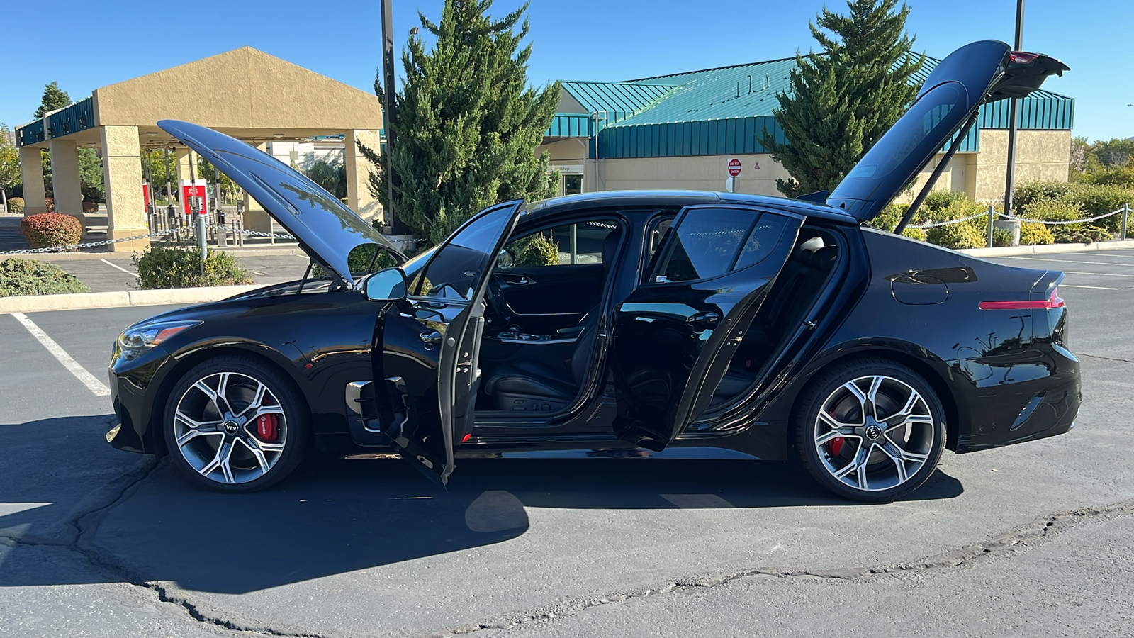 2019 Kia Stinger GT2 11