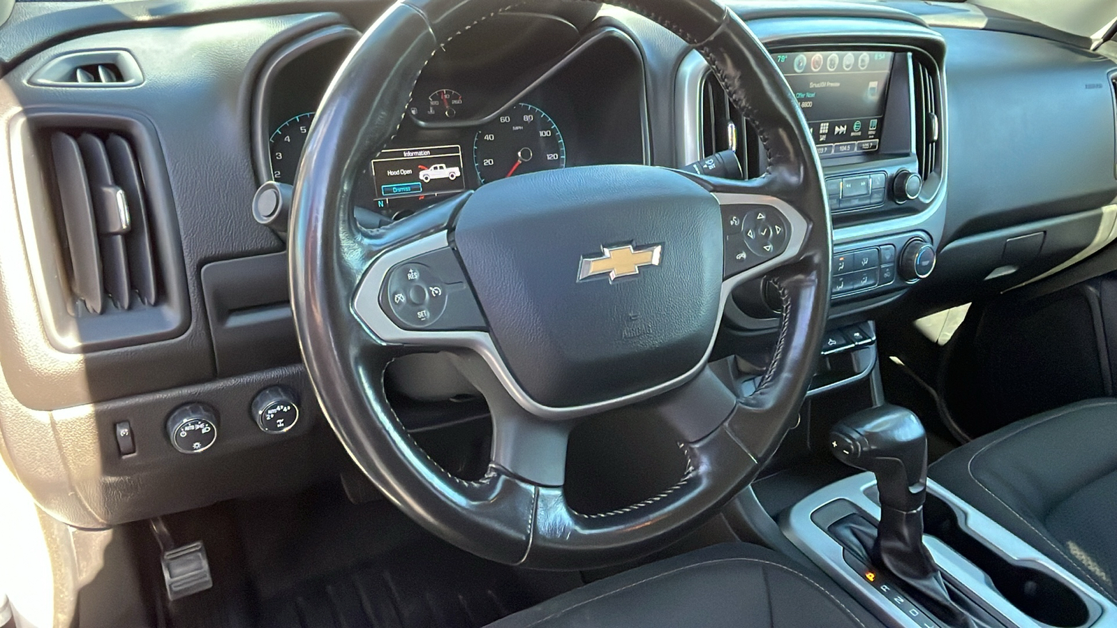 2018 Chevrolet Colorado 4WD LT 12