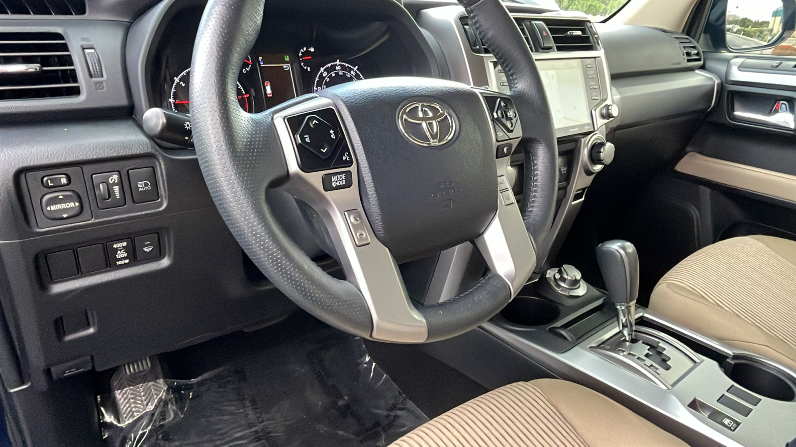 2022 Toyota 4Runner SR5 16