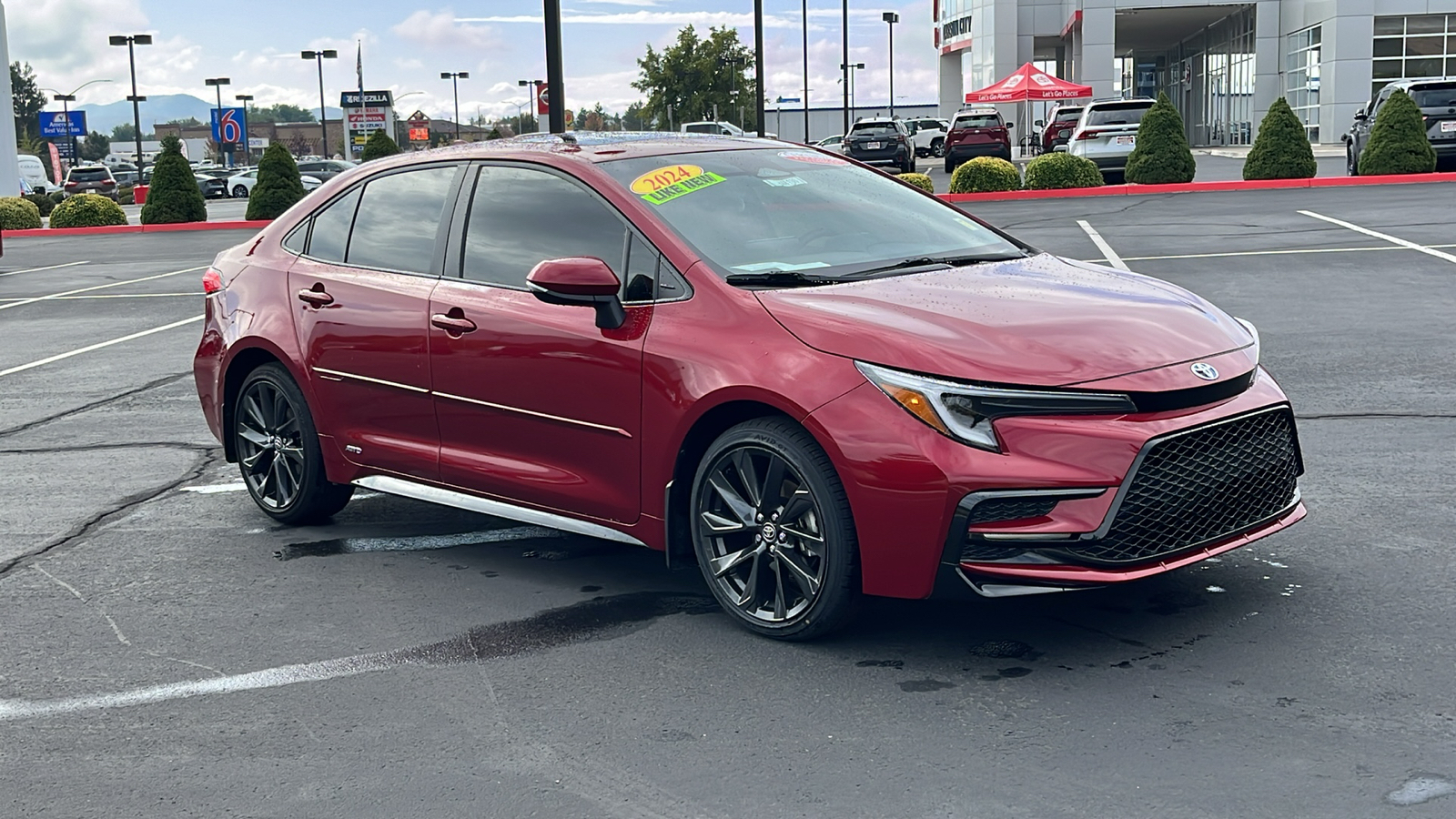 2024 Toyota Corolla Hybrid SE 1