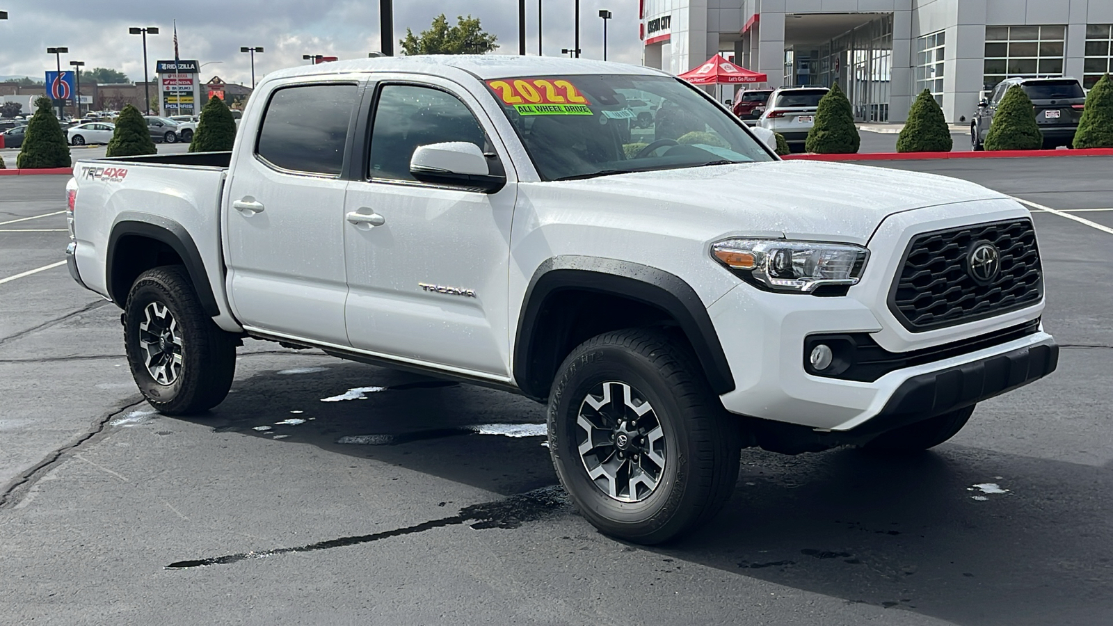 2022 Toyota Tacoma 4WD TRD Off Road 1