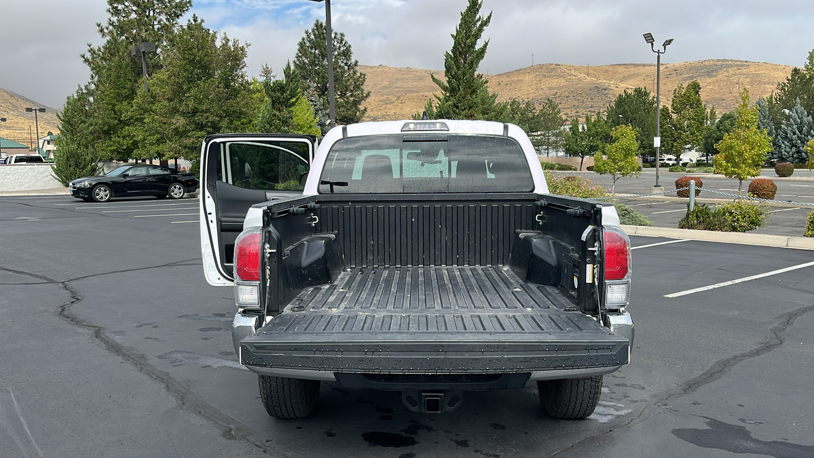 2022 Toyota Tacoma 4WD TRD Off Road 10