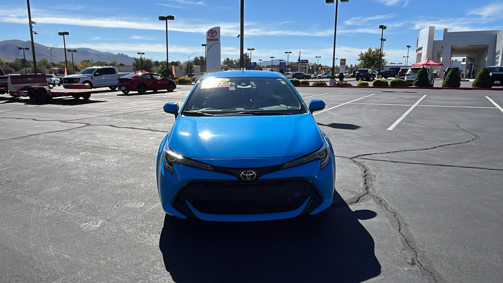 2022 Toyota Corolla Hatchback XSE 8