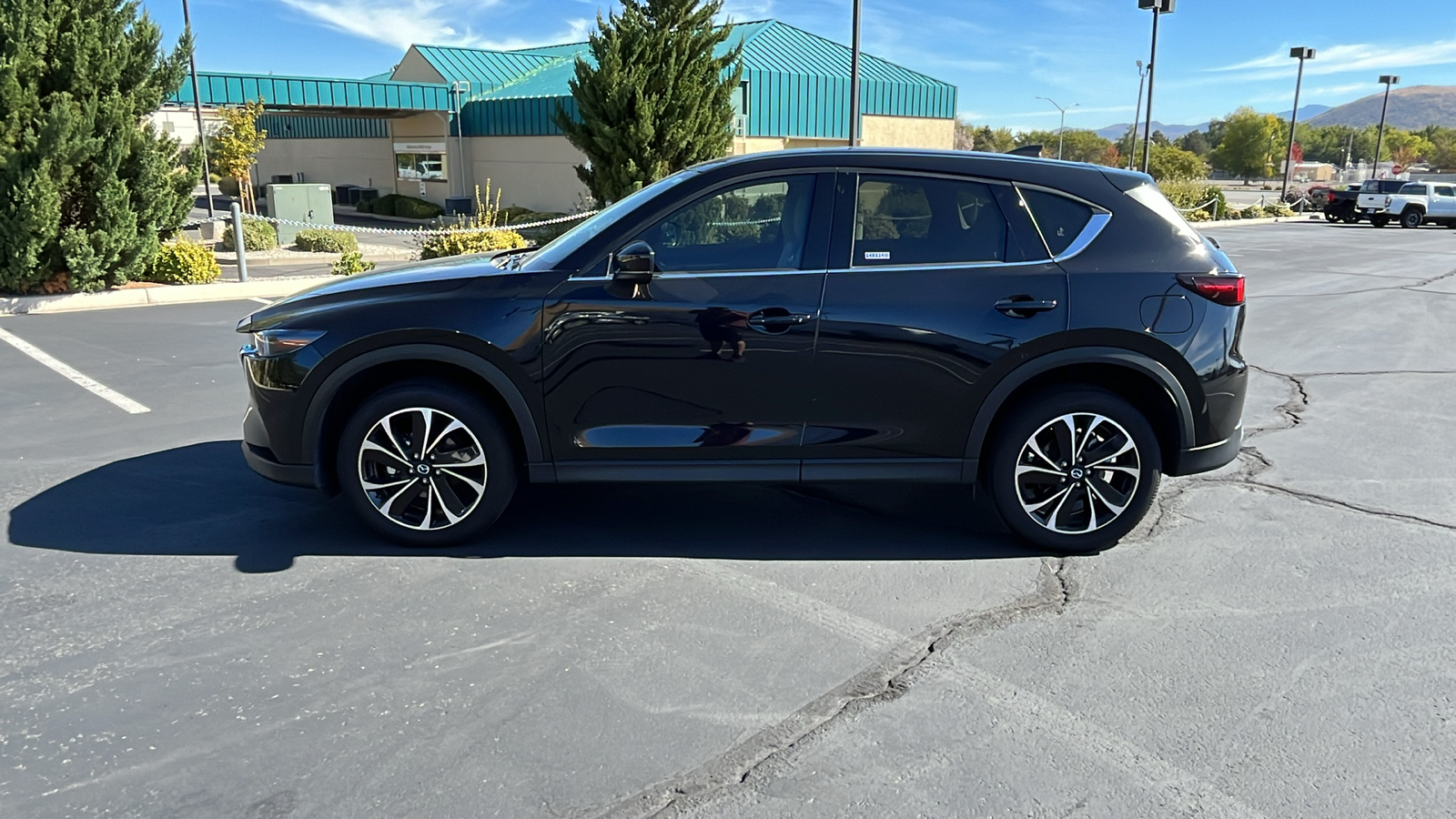 2022 Mazda CX-5 2.5 S Premium Package 6