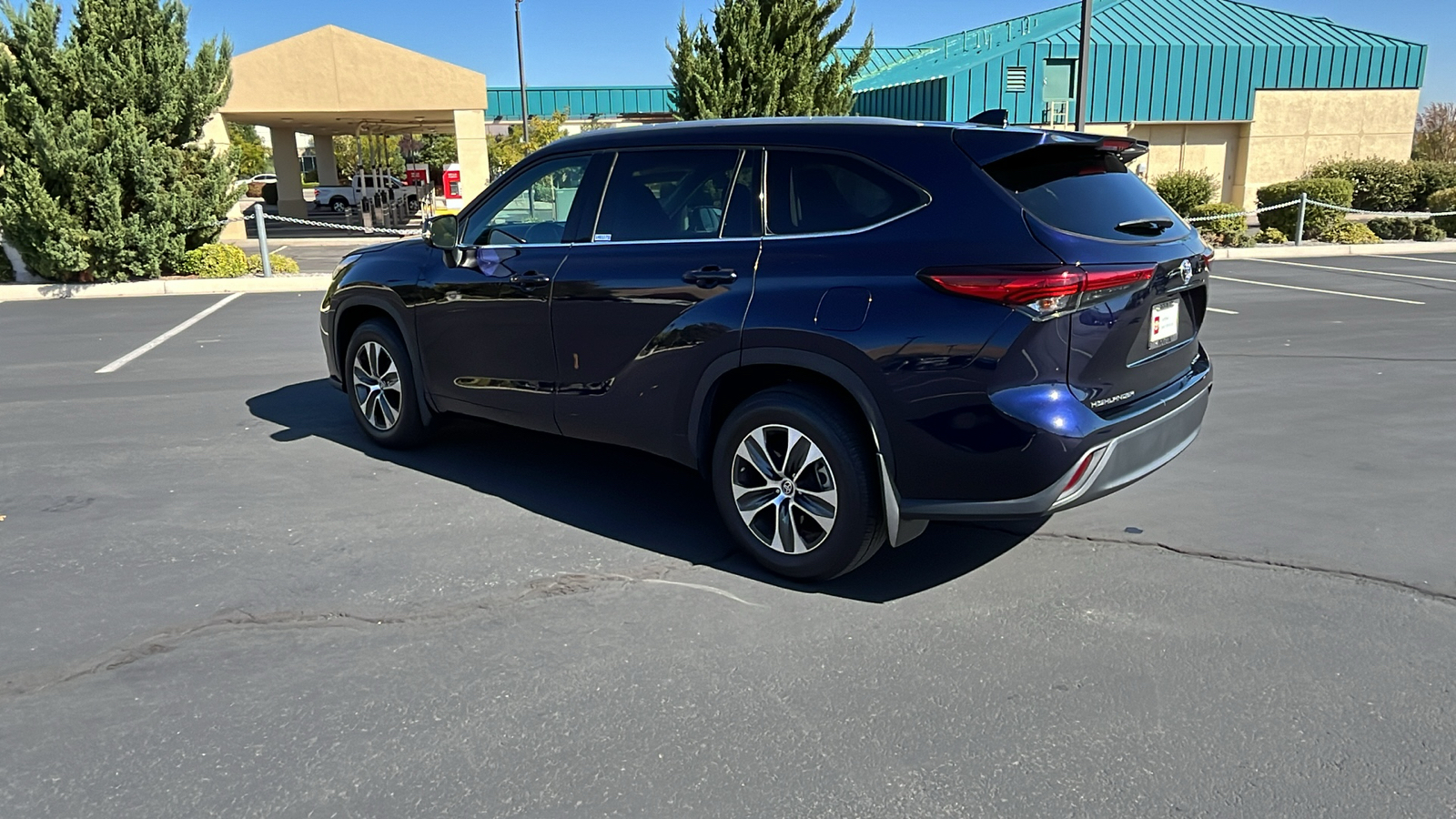 2022 Toyota Highlander XLE 5