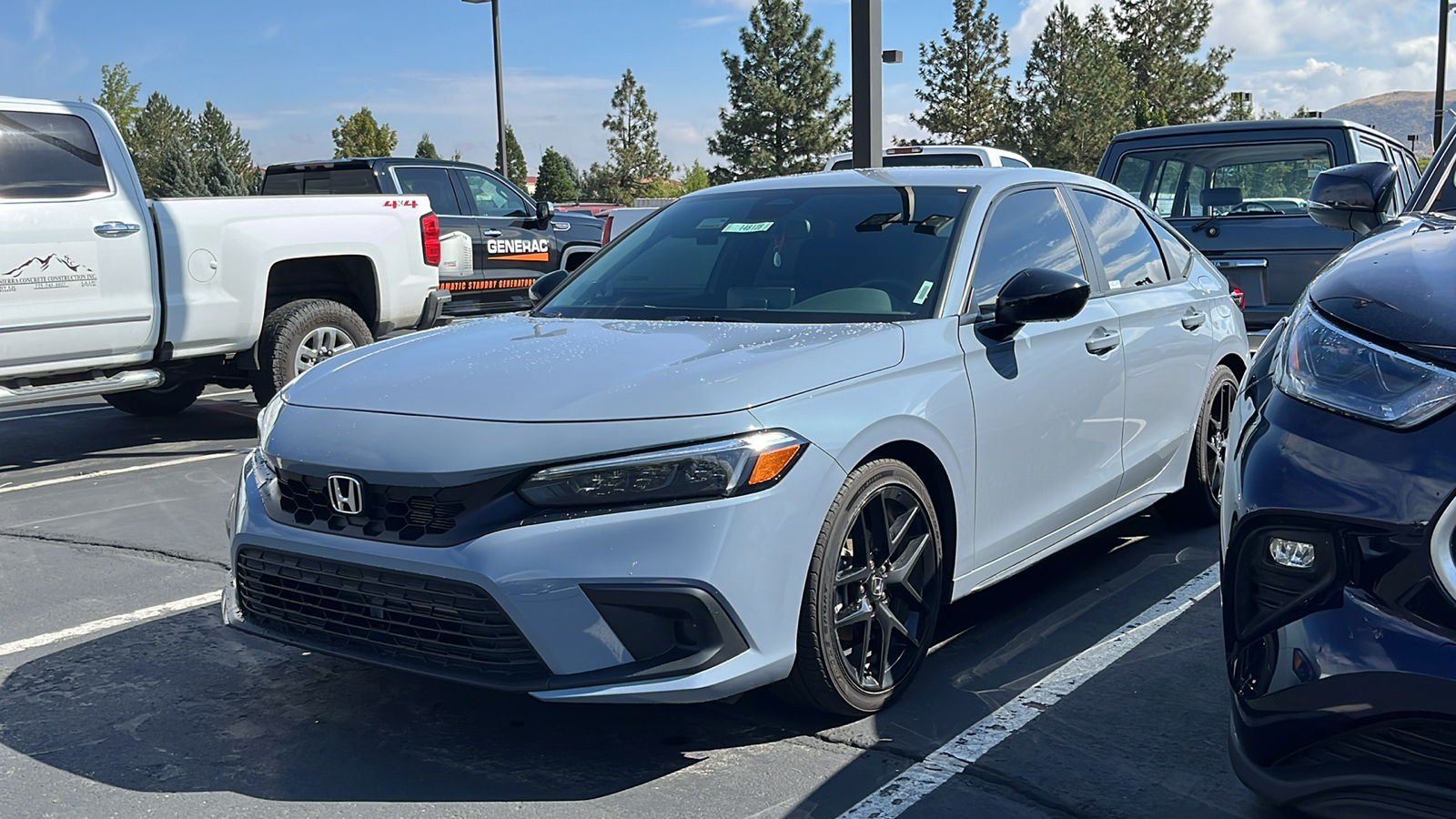 2024 Honda Civic Hatchback Sport 3