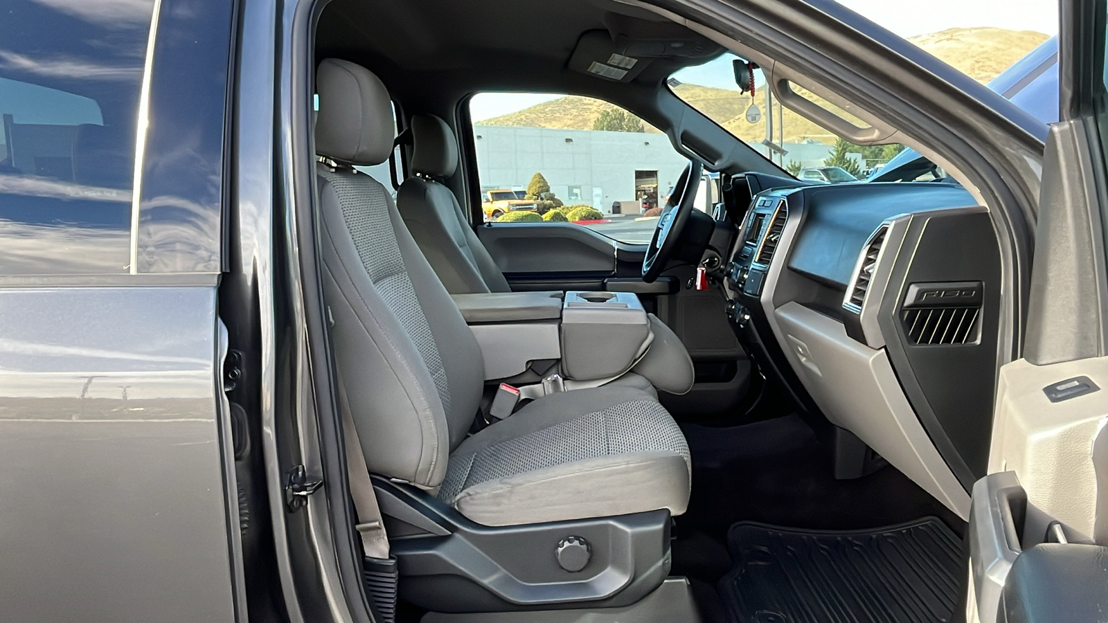 2015 Ford F-150 XLT 20