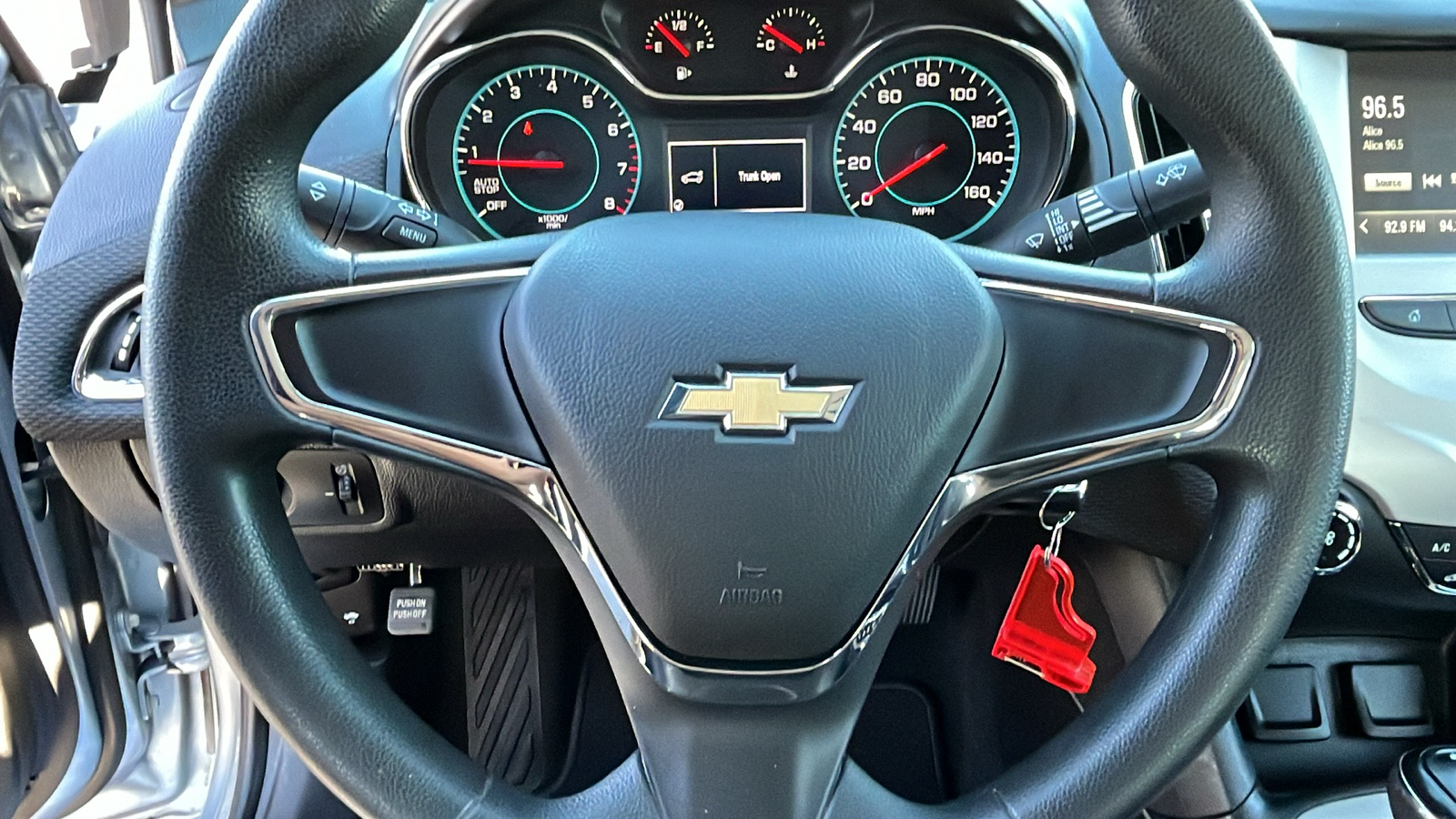 2017 Chevrolet Cruze LS 13