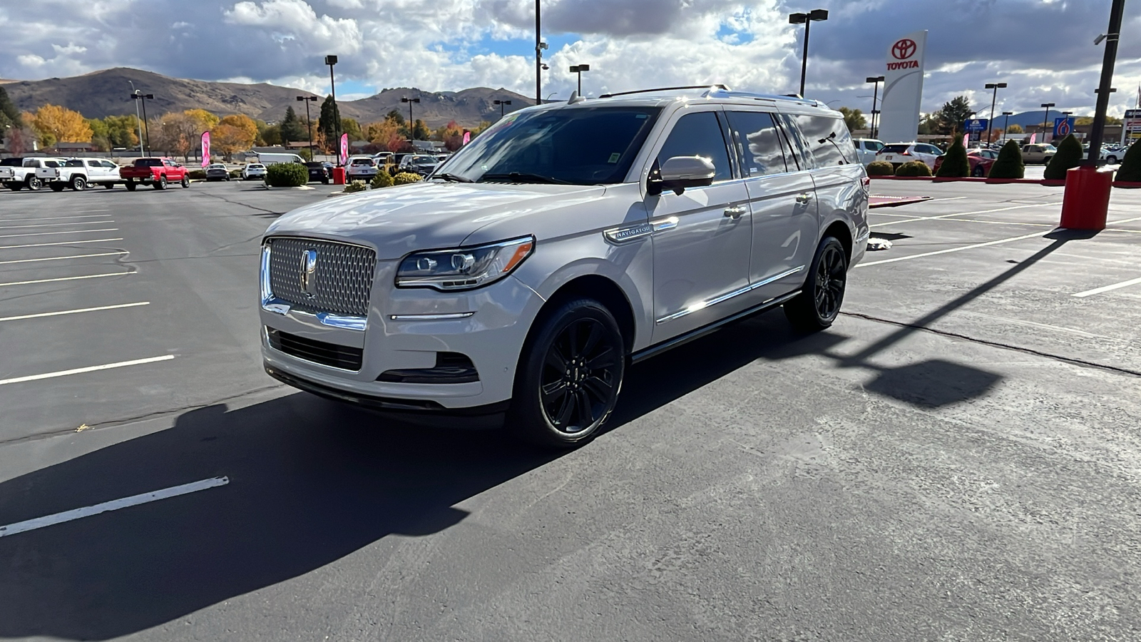 2022 Lincoln Navigator L Reserve 7