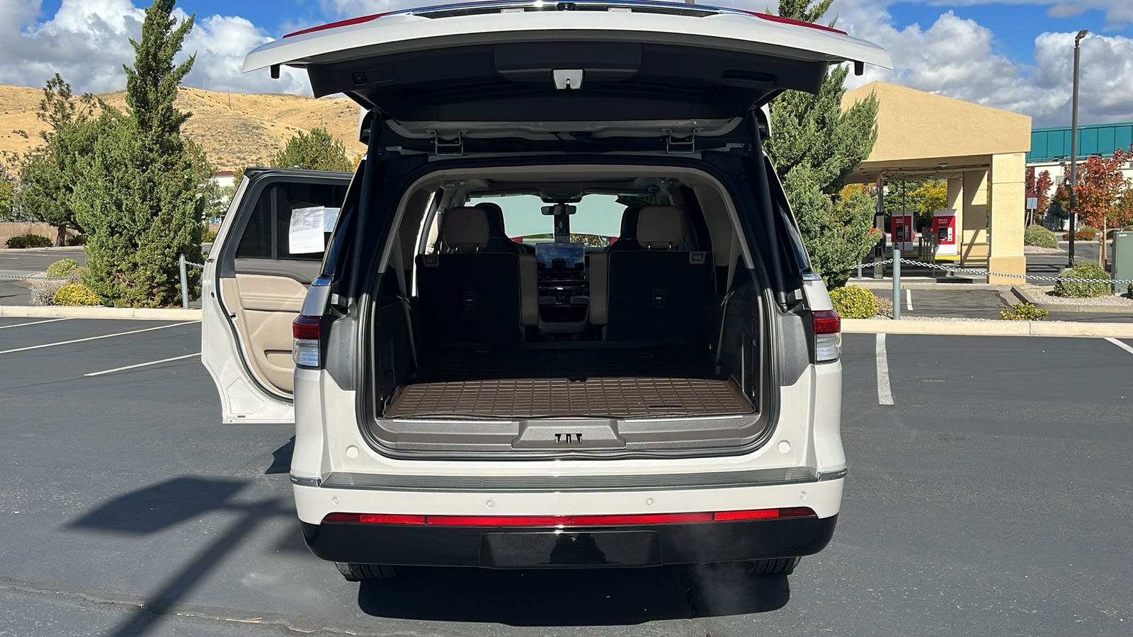 2022 Lincoln Navigator L Reserve 10