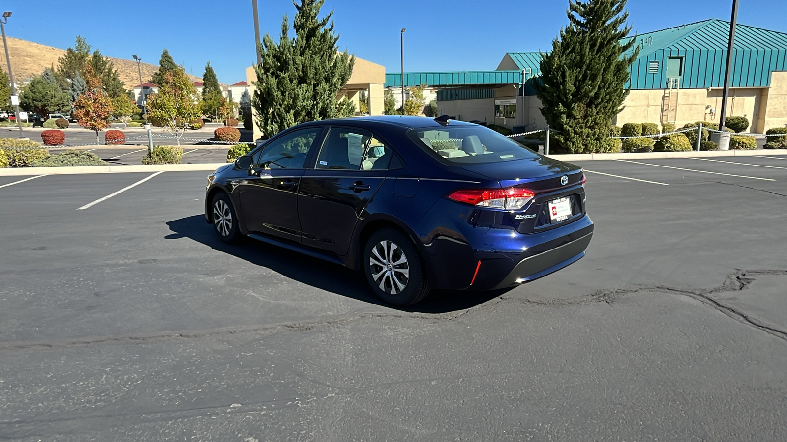 2021 Toyota Corolla Hybrid LE 5