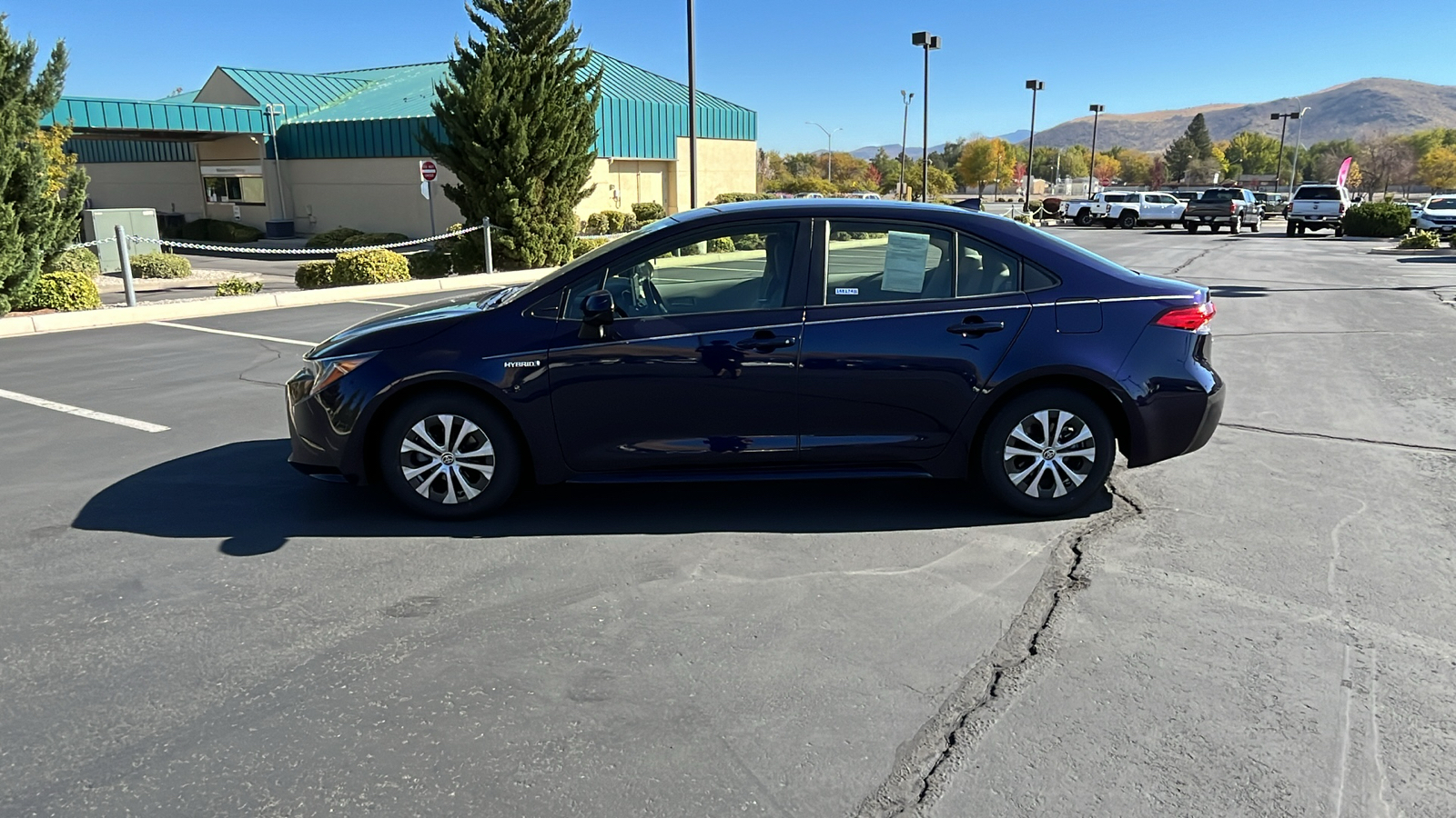 2021 Toyota Corolla Hybrid LE 6