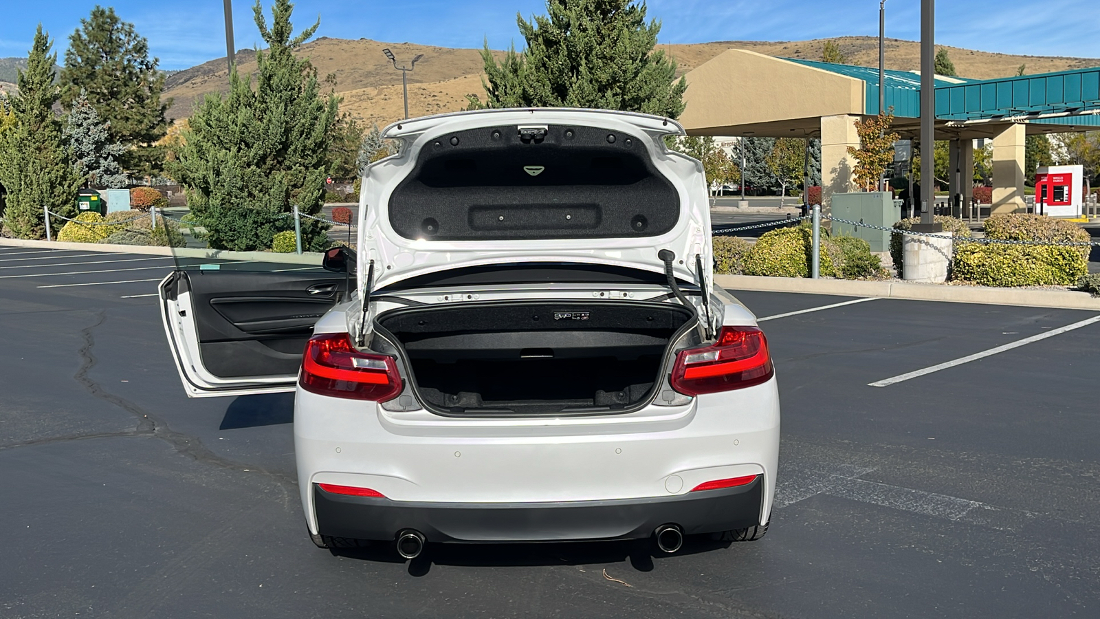 2017 BMW 2 Series M240i 10