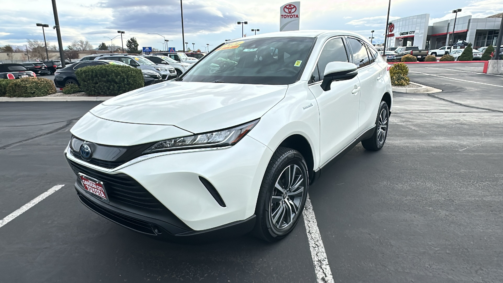 2021 Toyota Venza LE 7