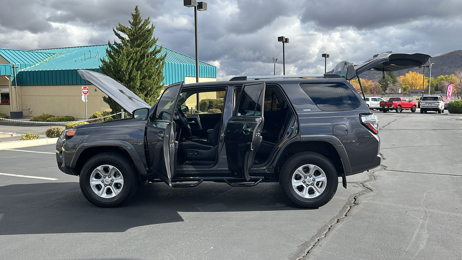 2021 Toyota 4Runner SR5 11