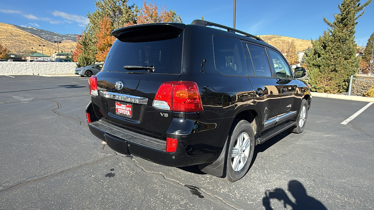 2014 Toyota Land Cruiser  3