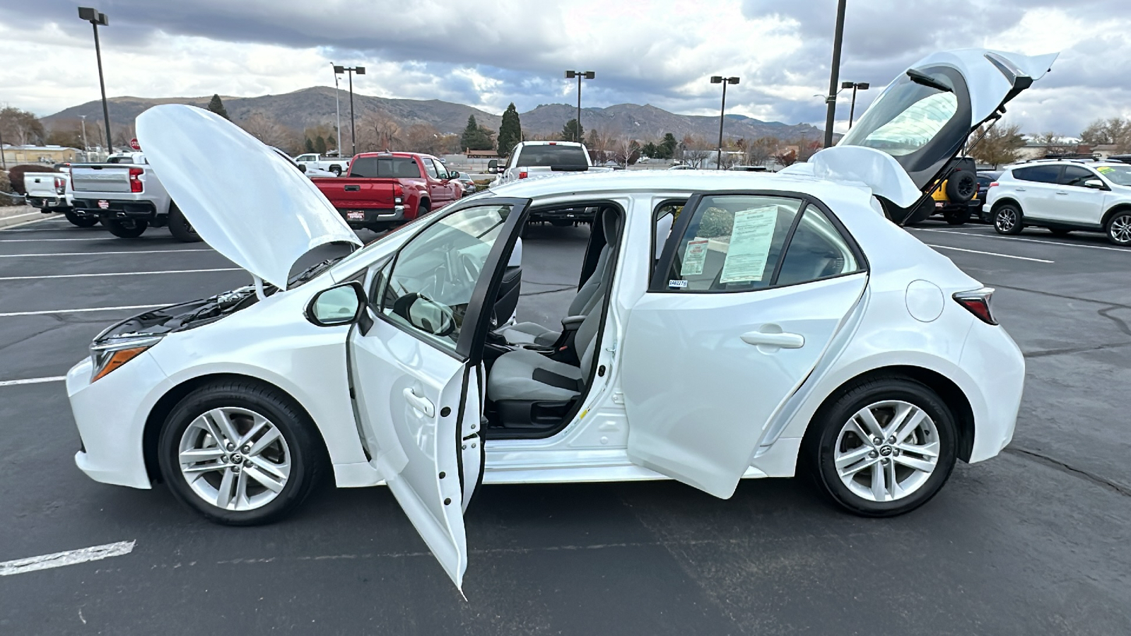 2022 Toyota Corolla Hatchback SE 11