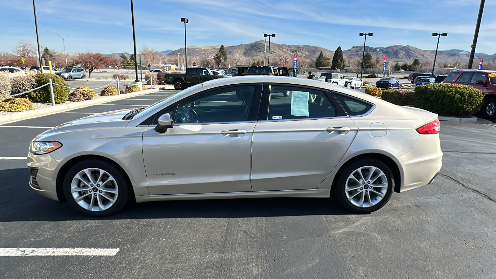 2019 Ford Fusion Hybrid SE 6