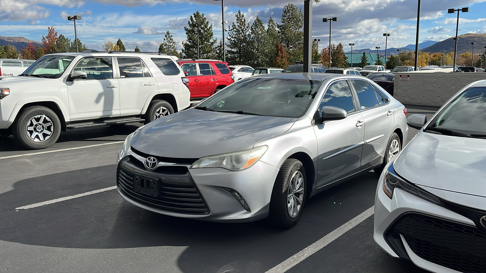 2015 Toyota Camry LE 3