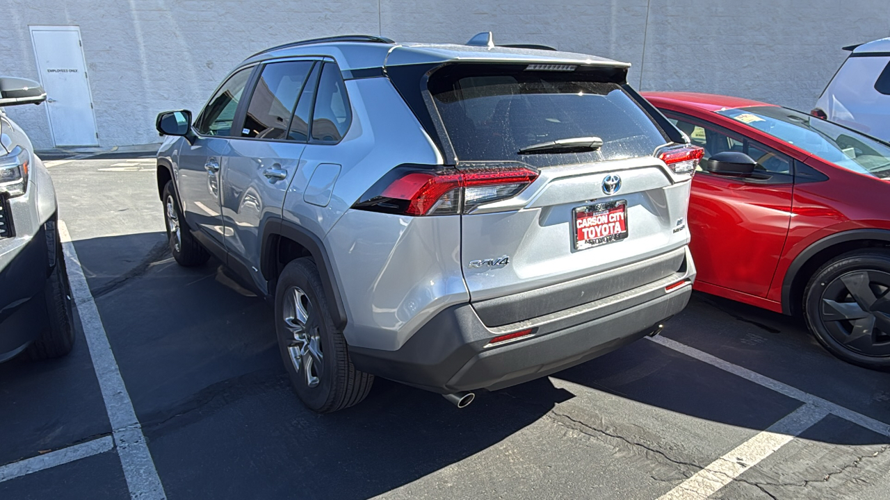 2024 Toyota RAV4 Hybrid LE 3