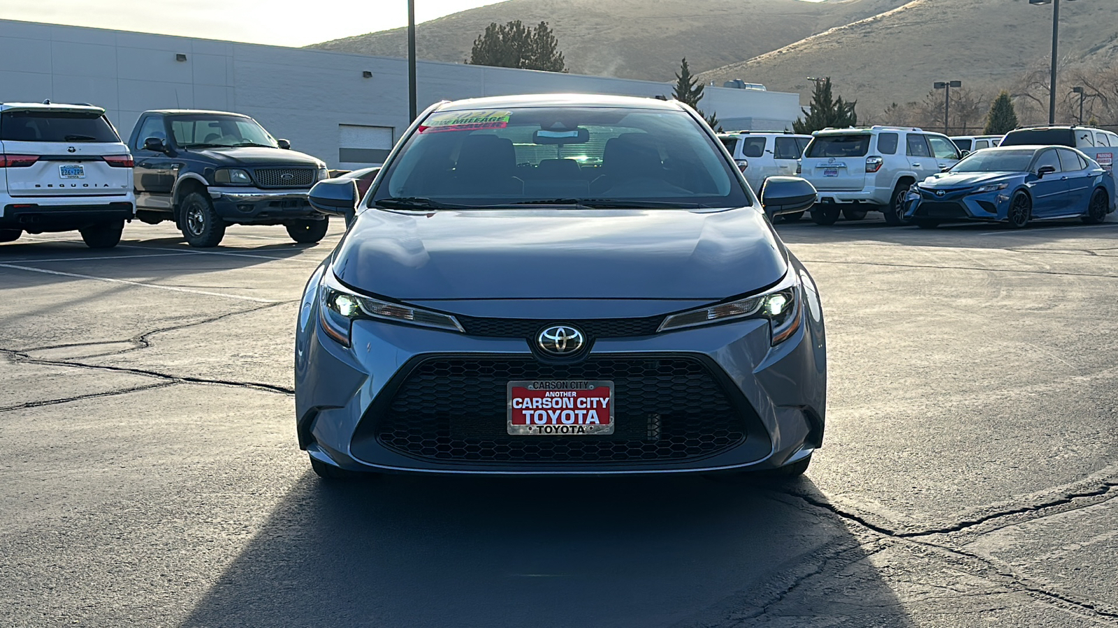 2021 Toyota Corolla LE 8