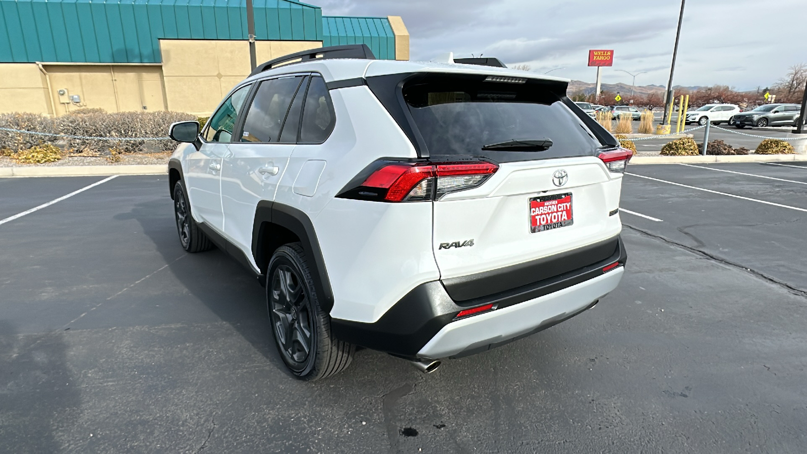 2024 Toyota RAV4 Adventure 5