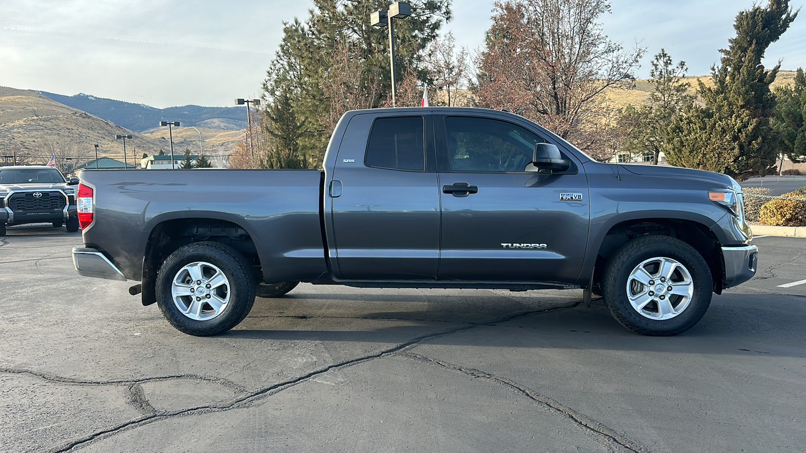 2019 Toyota Tundra 4WD SR5 2