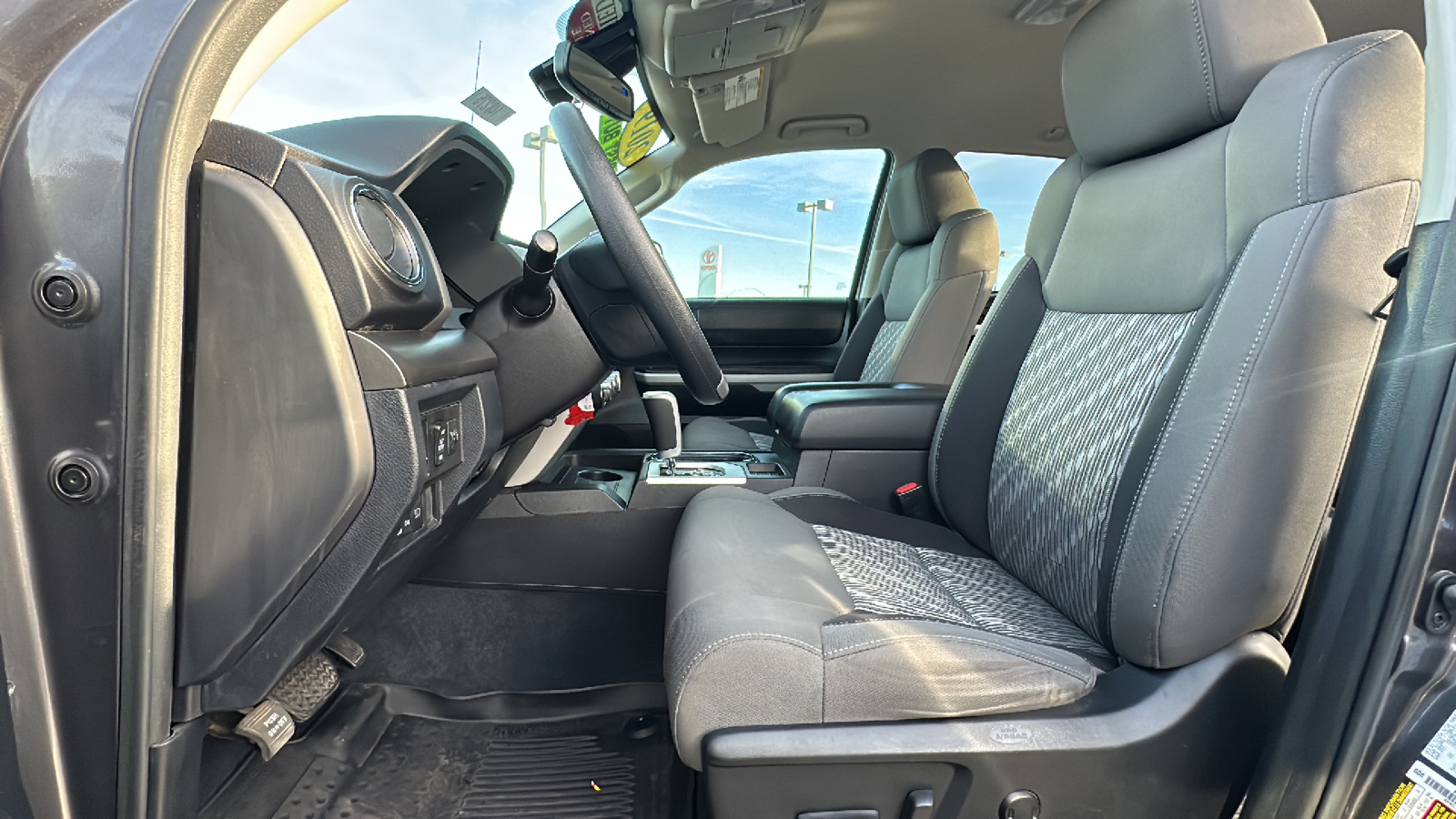 2019 Toyota Tundra 4WD SR5 12