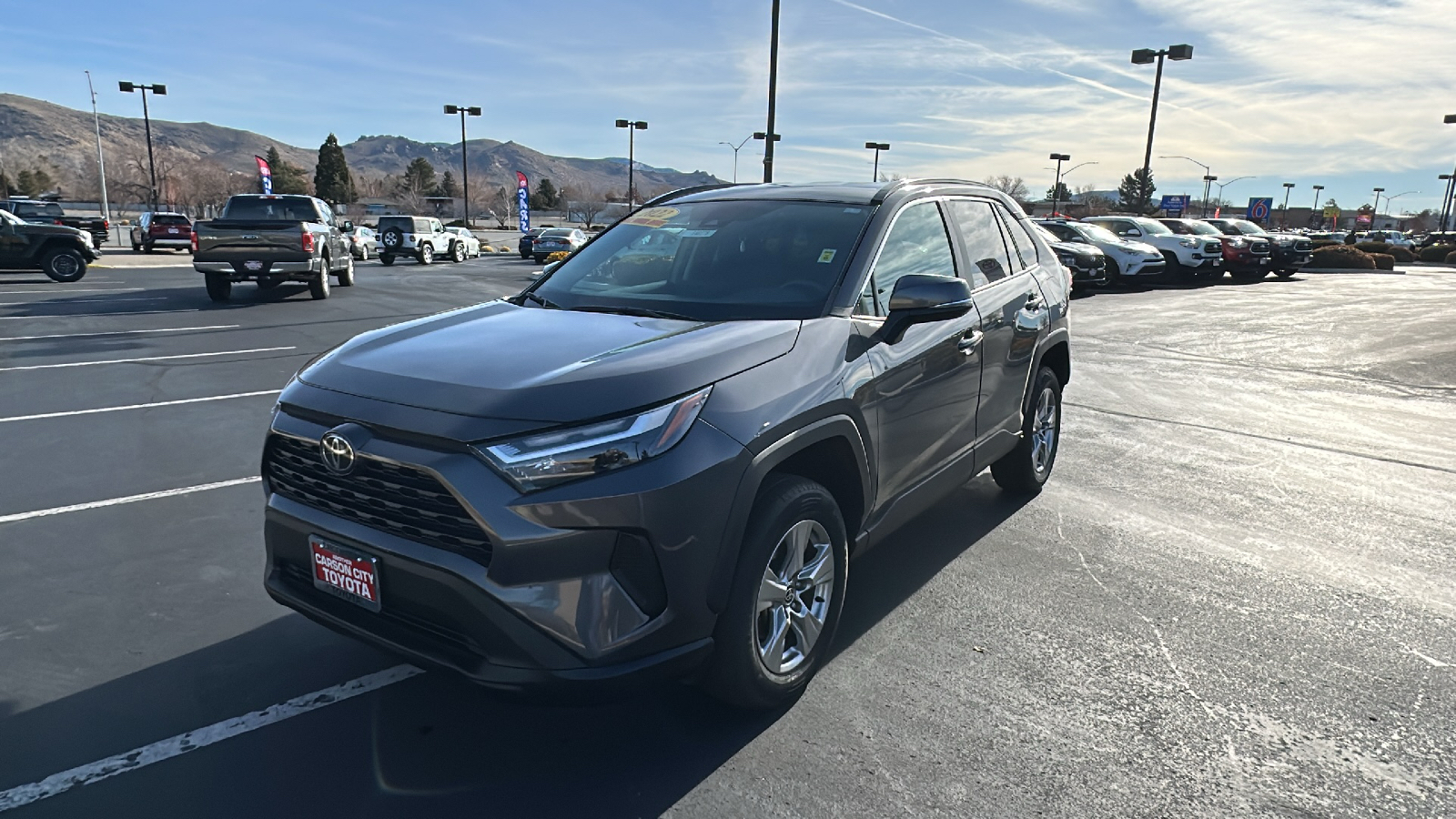 2022 Toyota RAV4 XLE 7