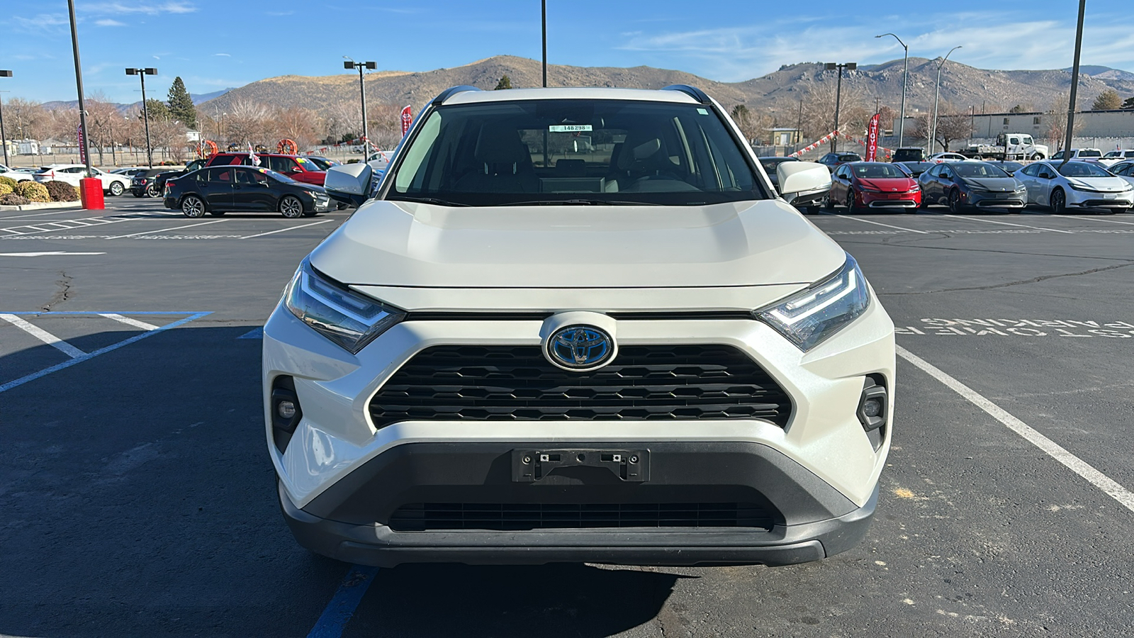 2022 Toyota RAV4 Hybrid XLE Premium 2