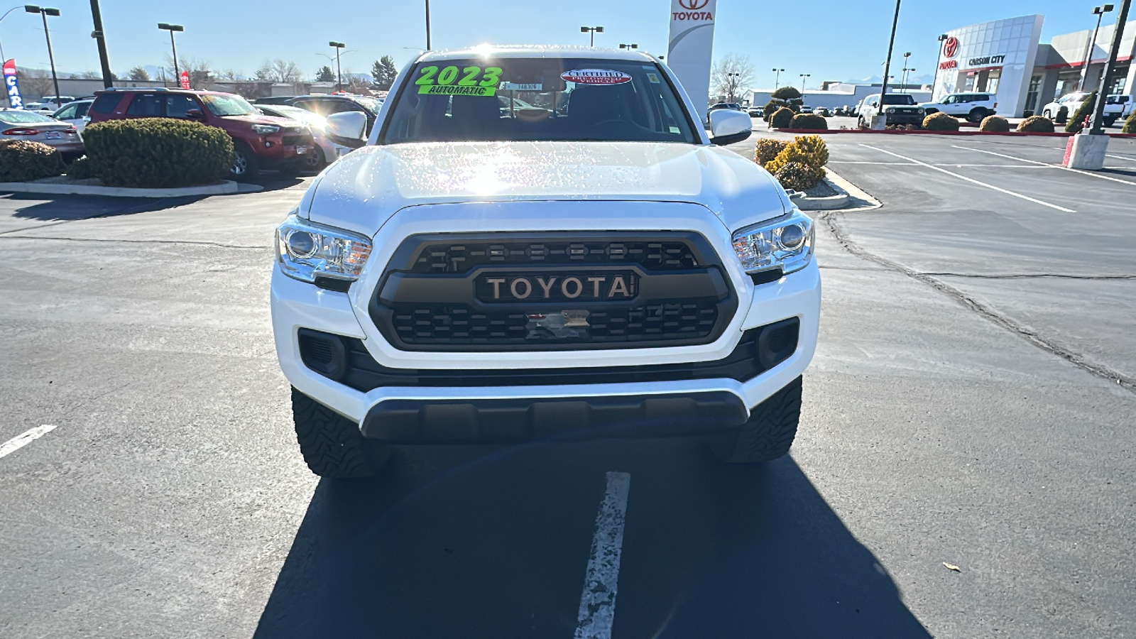 2023 Toyota Tacoma 4WD SR5 8