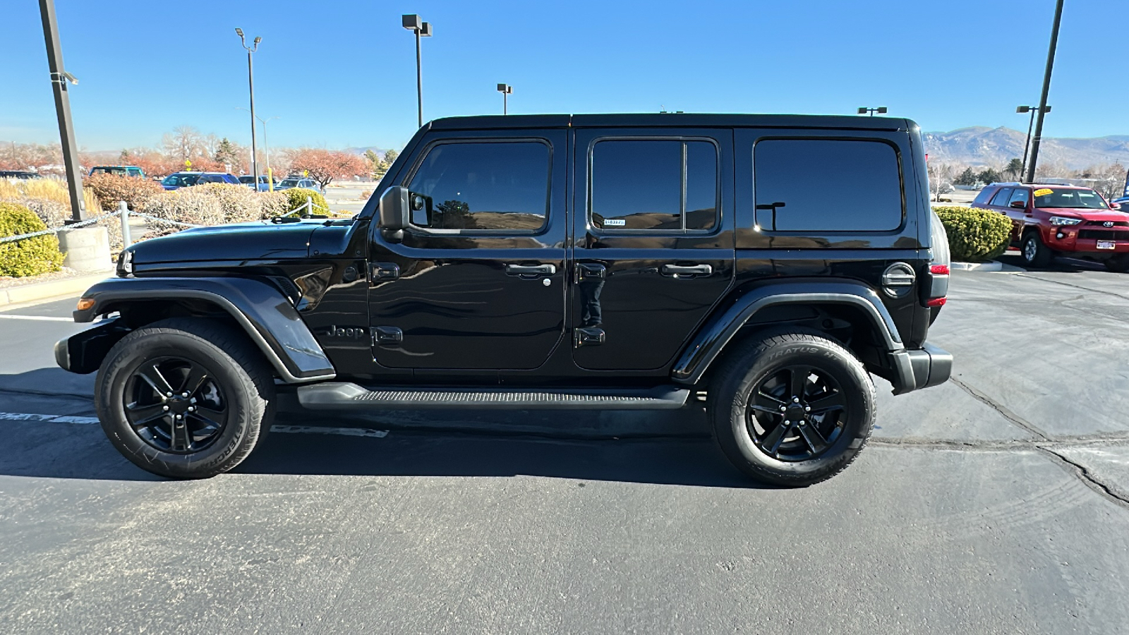 2020 Jeep Wrangler Unlimited Sahara High Altitude 6