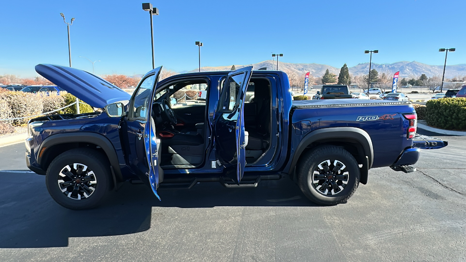 2023 Nissan Frontier PRO-4X 14